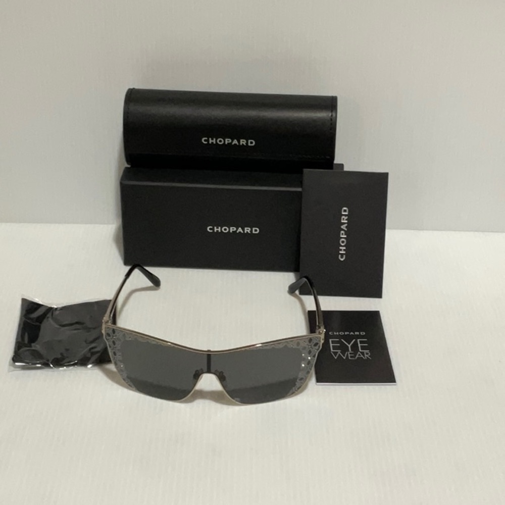 Chopard woman’s sunglasses new schc20s made in Italy